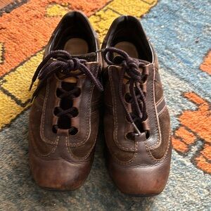 Louis Vuitton Men leather sneaker